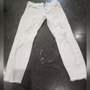 Women's Express crop white distressed jegging in size 2P